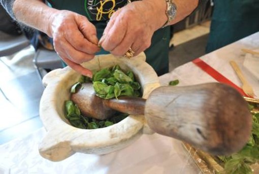 Siccità: basilico e pesto alle stelle