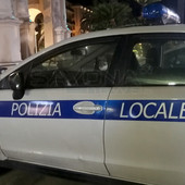 Tentano di intrufolarsi nell'ex Piaggio: due giovani stranieri fermati dalla polizia locale