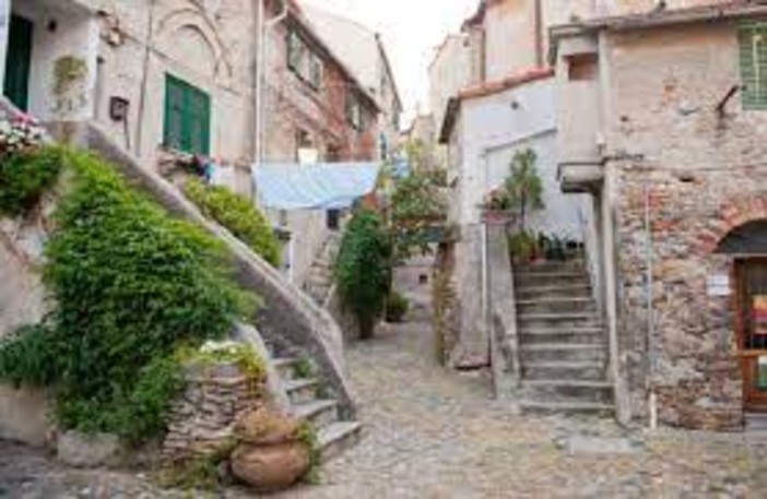 Continuano gli appuntamenti estivi ad Albissola in Pozzo Garitta: il 23 agosto "Pasolini 'On the road'" Continuano gli appuntamenti estivi ad Albissola in Pozzo Garitta: il 23 agosto "Pasolini 'On the road'"
