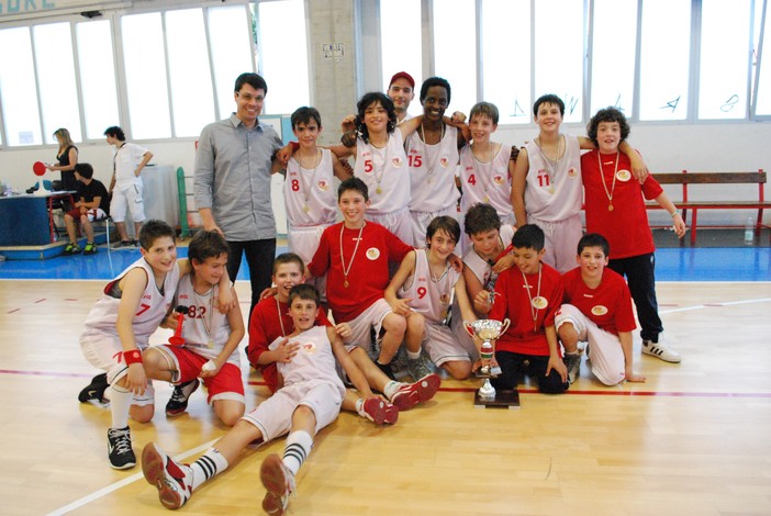 Pallacanestro: poker dei “terribili ragazzini” loanesi di Claudio Cenere Pallacanestro: poker dei “terribili ragazzini” loanesi di Claudio Cenere