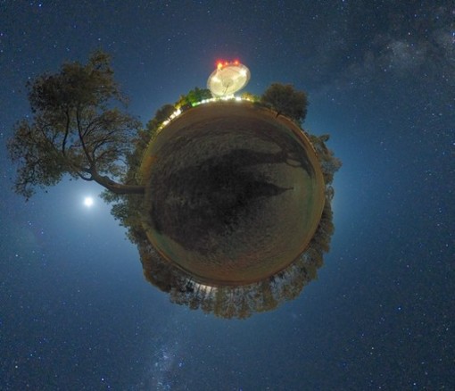Savona: aperitivo astronomico, si parla di geometria dell'universo Savona: aperitivo astronomico, si parla di geometria dell'universo