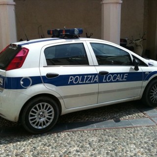 Controlli a Finale Ligure da parte della Polizia Locale, oltre 2000 veicoli fermati