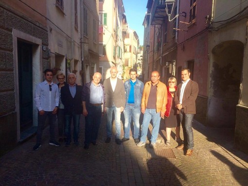 Elezioni Altare: Roberto Briano inaugura il point elettorale Elezioni Altare: Roberto Briano inaugura il point elettorale