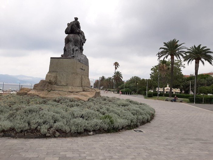 A Savona la prima edizione della &quot;Nuota &amp; Corri&quot;, un evento benefico a sostegno dei progetti &quot;Io Corro con Chicchi&quot; e &quot;Rare Partners&quot;