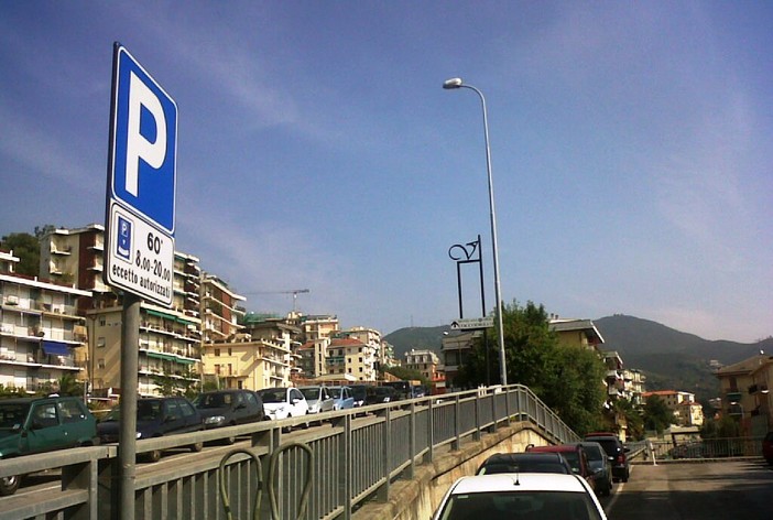 Rivoluzione parcheggi a Varazze: posteggi free per i residenti Rivoluzione parcheggi a Varazze: posteggi free per i residenti
