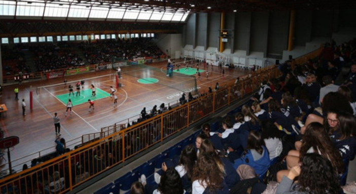 Il PalaRavizza di Alassio: resterà chiuso per tutta la settimana
