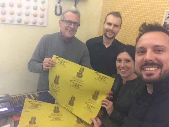 “Albenga si illumina di immenso”: le illuminazioni natalizie diventano una vera e propria attrazione “Albenga si illumina di immenso”: le illuminazioni natalizie diventano una vera e propria attrazione