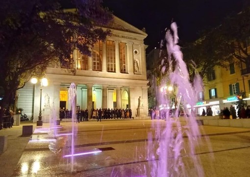 Savona, il sindaco Russo torna sull'intitolazione a Renata Scotto della piazza del Teatro: "Un confronto pubblico con i savonesi"