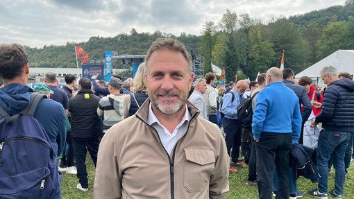 Liguria, Piana a Pontida: "Il partito combatte per l’autonomia differenziata delle regioni" (FOTO e VIDEO) Liguria, Piana a Pontida: "Il partito combatte per l’autonomia differenziata delle regioni" (FOTO e VIDEO)