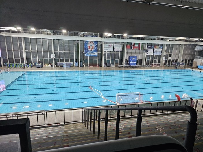 Savona, Piscina Zanelli: gestione prorogata alla Rari Nantes per tre mesi