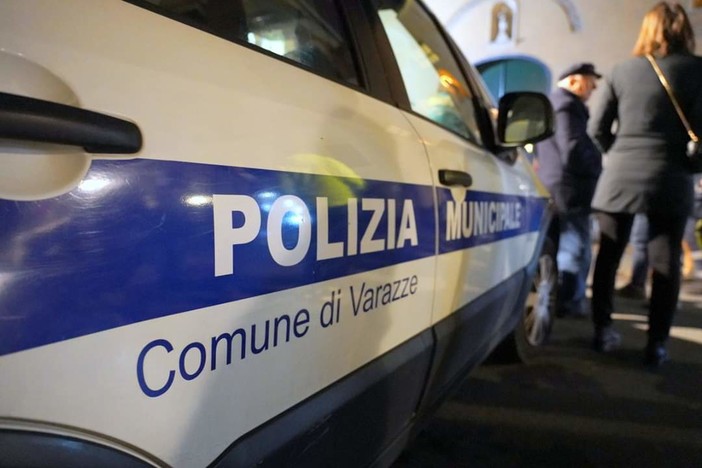 Truffa online a Varazze: la polizia locale individua il responsabile