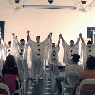 Albenga: spettacolo teatrale "speriamo che quadri"