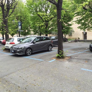 Nuovo piano parcheggi di Finale, lunedì incontro a Borgo: il sindaco Frascherelli rischia la sfiducia