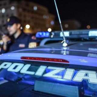 Savona. Rapina una donna, fugge e poi aggredisce la polizia: arrestato un 20enne