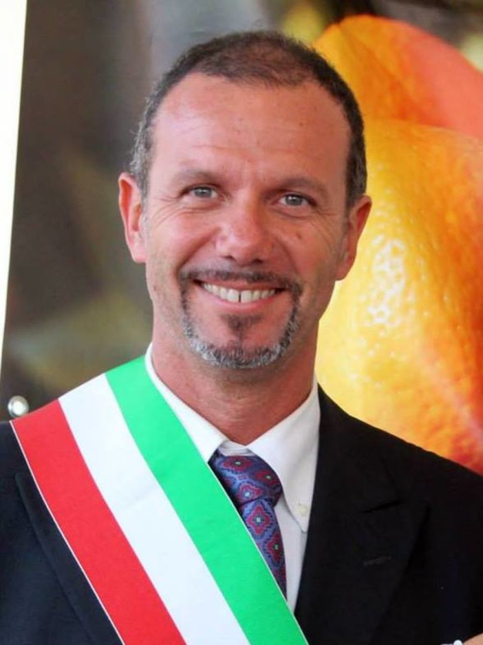 A Savona parte il "Co-working" in ambito commerciale, Apicella: "Un modo per abbattere le spese delle imprese"