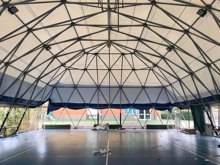 Tovo San Giacomo, nuova copertura in arrivo per la palestra comunale di via Accame Tovo San Giacomo, nuova copertura in arrivo per la palestra comunale di via Accame