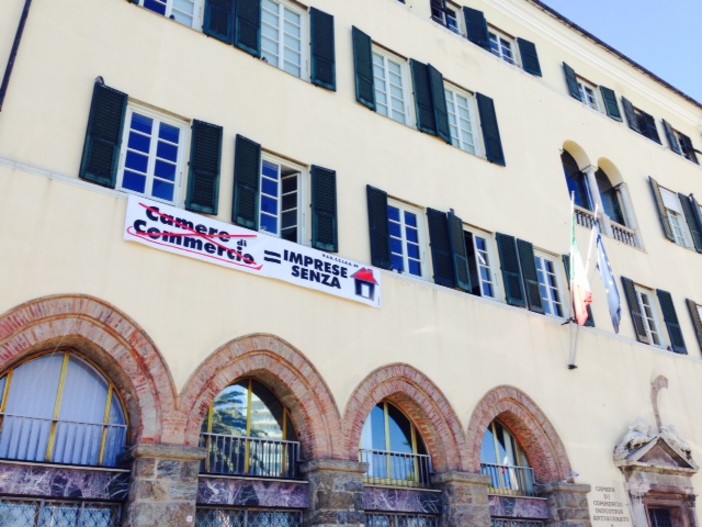 La Camera di Commercio di Savona? “Un albero secolare verso lo sradicamento, a rimetterci sarà l’economia del territorio”. I no ai tagli del Governo