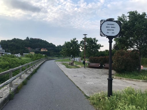 Cairo ripristina l'illuminazione lungo la pista ciclabile danneggiata dall’alluvione
