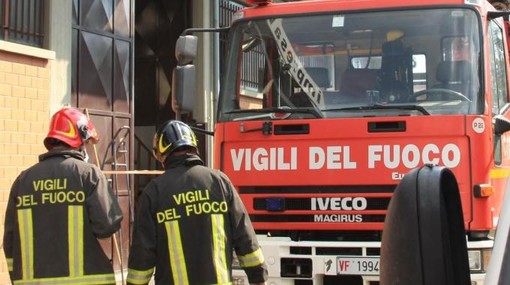 Intonaci pericolanti a Cosseria: intervengono i vigili del fuoco