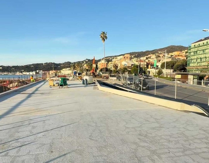 Nuova passeggiata di levante a Varazze, proseguono i lavori:  dovrebbero concludersi ad aprile
