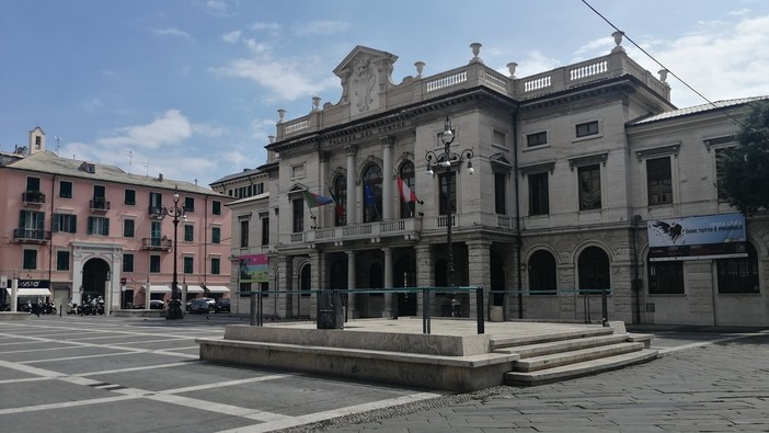Ricorso del Comune di Savona sul rigassificatore, l'avvocato Dal Piaz rinuncia al saldo della parcella
