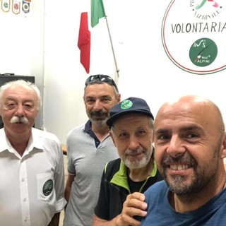 L'alpino Elio Brusamento, che sta percorrendo l'Italia a piedi, fa tappa a Savona