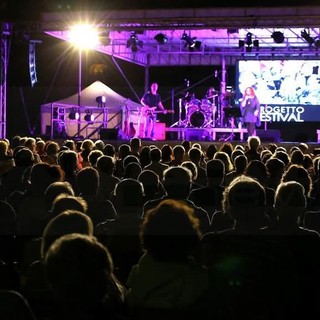 I grandi successi di Sanremo sotto le stelle di Pietra Ligure: in scena “Progetto Festival”