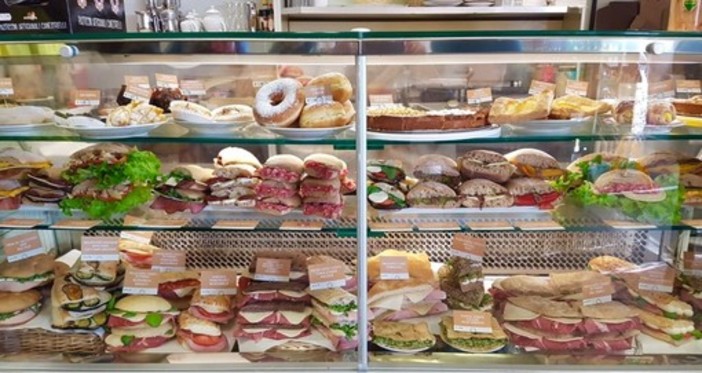 "Non una sosta ma una meta": Liguria e Piemonte scendono in campo a difesa dell'Autogrill di Vispa