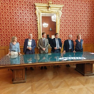 Raccolta porta a porta a Savona, la nuova società si presenta: "Subito spazzamento, lavaggio strade e cassonetti. L'impatto si vedrà in poche settimane, non mesi"