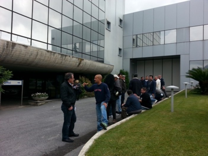 Albenga: gli ex dipendenti Fruttital si incontrano per discutere di Self Albenga: gli ex dipendenti Fruttital si incontrano per discutere di Self