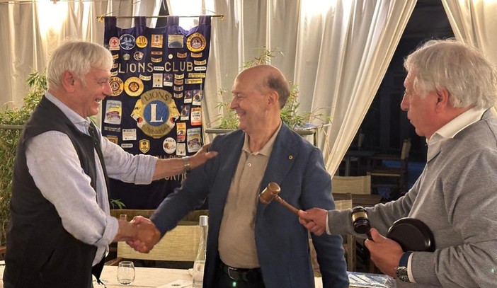 Lions Club del Golfo dell'Isola, passaggio di consegne alla presidenza: ecco Luigi Fanelli Lions Club del Golfo dell'Isola, passaggio di consegne alla presidenza: ecco Luigi Fanelli