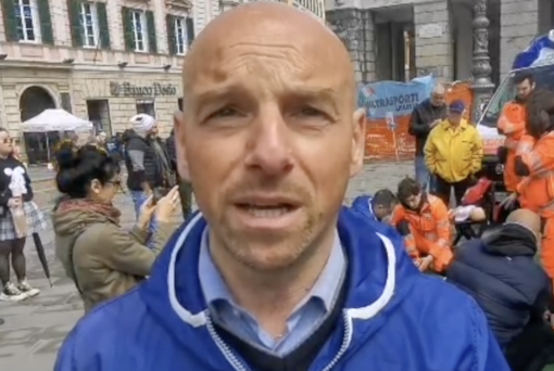 “Abbiamo a cuore i lavoratori”, Uiltrasporti in piazza per chiedere defibrillatori in ogni posto di lavoro