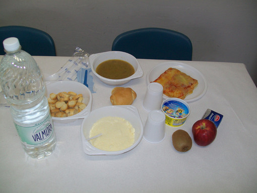 Albenga: 1200 bambini da oggi avranno a disposizione la mensa scolastica