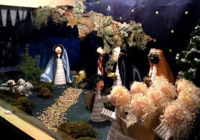 Albenga, al via la mostra di presepi presso il Santuario di Pontelungo Albenga, al via la mostra di presepi presso il Santuario di Pontelungo