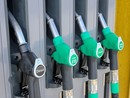 Carburante, ma quanto mi costi? Benzina e gasolio, l'andamento dei prezzi nel Savonese (VIDEO)