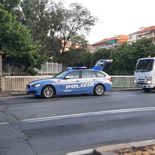 Tamponamento tra auto in corso Mazzini a Savona: intervento dei soccorsi