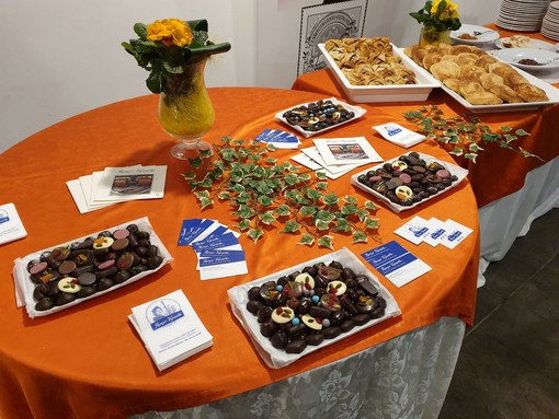 Gemellaggio a tavola tra Genoa e Juventus con Confartigianato Liguri Gemellaggio a tavola tra Genoa e Juventus con Confartigianato Liguri