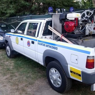 Noli, cade un fulmine in frazione Voze: principio di incendio domato dai volontari Aib