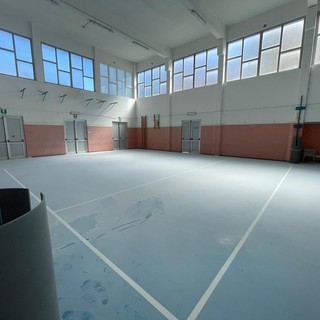 Celle, vandali nella palestra della scuola e danni nella galleria Crocetta. Il sindaco: "Non possiamo accettarlo" (FOTO)