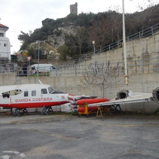 Finale Ligure riabbraccia un velivolo storico, il Gruppo Amici Piaggio Aeronautica: "Un primo tassello per la creazione di un museo"