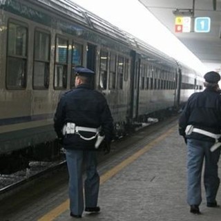Controlli a tappeto nelle stazioni e sui treni lungo la tratta Savona-Ventimiglia