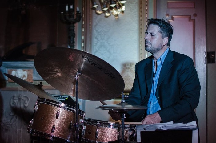 Piergiorgio Marchesini Jazz Concert al bar della stazione di Alassio Piergiorgio Marchesini Jazz Concert al bar della stazione di Alassio