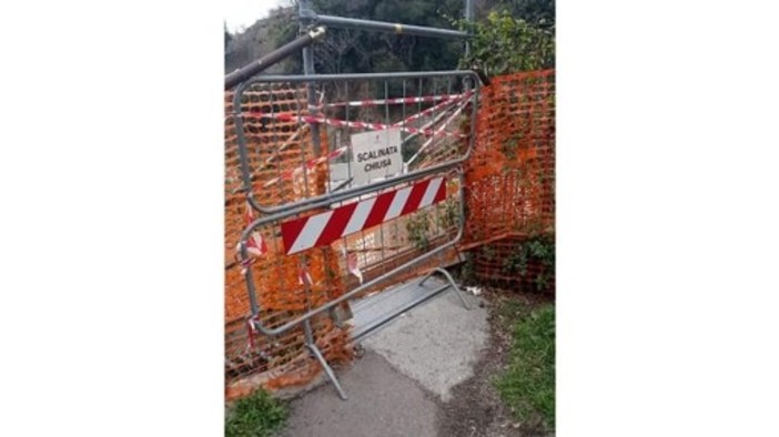 Sistemazione del camminamento, sarà chiuso per due giorni il passaggio pedonale tra via Turati e l'Aurelia Sistemazione del camminamento, sarà chiuso per due giorni il passaggio pedonale tra via Turati e l'Aurelia