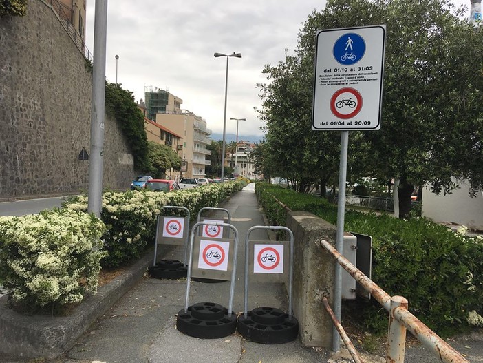 Albissola, passeggiata degli Artisti vietata alle biciclette da aprile a fine settembre. Sindaco Nasuti: "Sensibilizziamo i cittadini"