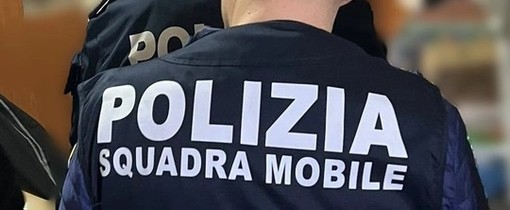 Savona, lotta allo spaccio: arrestato dalla squadra mobile un pregiudicato e senza fissa dimora Savona, lotta allo spaccio: arrestato dalla squadra mobile un pregiudicato e senza fissa dimora
