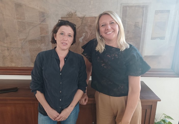 Albenga, gli assessori Pelosi e Gaia attaccano la minoranza: "Sulla questione migranti hanno toccato il fondo"