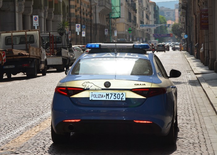 Come funziona YOUPOL, l’app della Polizia per combattere bullismo e droga Come funziona YOUPOL, l’app della Polizia per combattere bullismo e droga