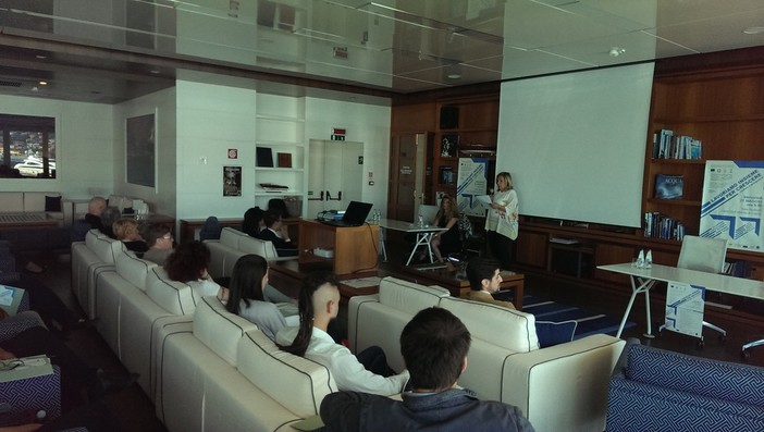 Otto nuovi posti lavoro nel marketing: successo per la conclusione del progetto "Lavoriamo Insieme per Crescere" Otto nuovi posti lavoro nel marketing: successo per la conclusione del progetto "Lavoriamo Insieme per Crescere"