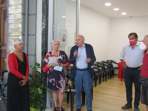Comunali 2021, Sinistra per Savona inaugura il point in via Paleocapa e presenta i 32 candidati (FOTO) Comunali 2021, Sinistra per Savona inaugura il point in via Paleocapa e presenta i 32 candidati (FOTO)