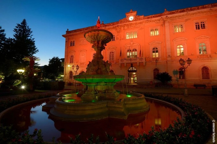 Alassio celebra la giornata contro la violenza sulle donne e prosegue le iniziative nella settimana di sensibilizzazione Alassio celebra la giornata contro la violenza sulle donne e prosegue le iniziative nella settimana di sensibilizzazione